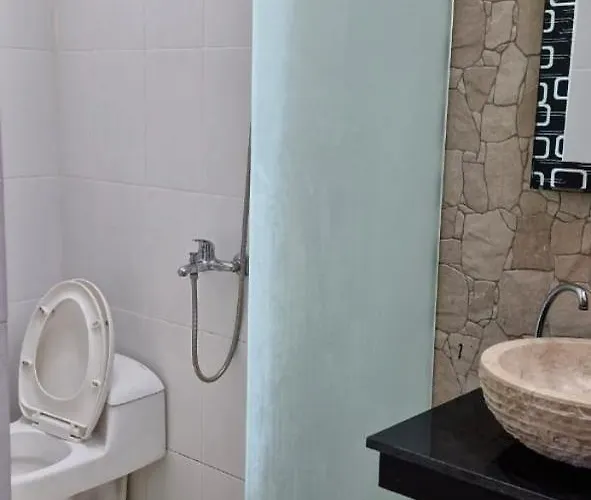 別荘 Cozy 1bedroom House With Kitchen Work Space *